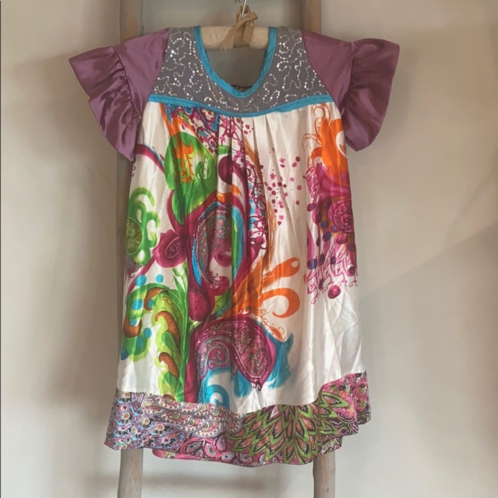 The collection by Sarasara dress